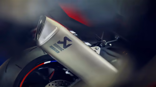 CBR1000RR-R Tecnologia: Escapamento